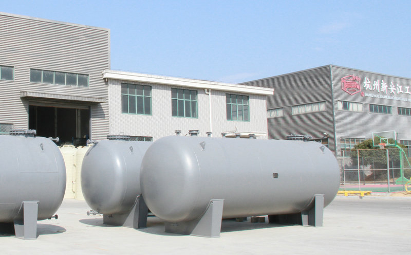選用鋼襯塑儲罐和全塑儲罐的關鍵 選用鋼襯塑儲罐和全塑儲罐的關鍵